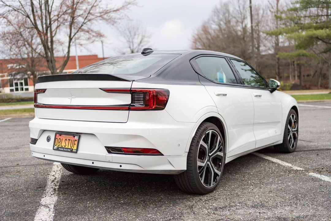 2022 Polestar 2 - Image 9 of 31