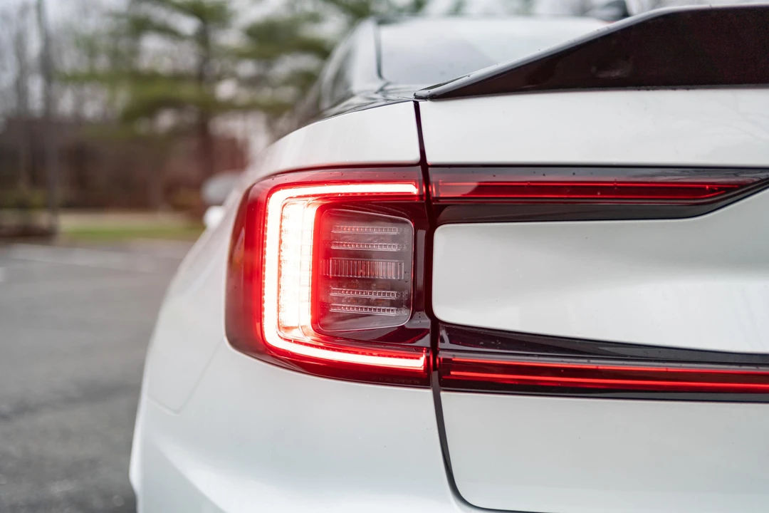 2022 Polestar 2 - Image 14 of 31