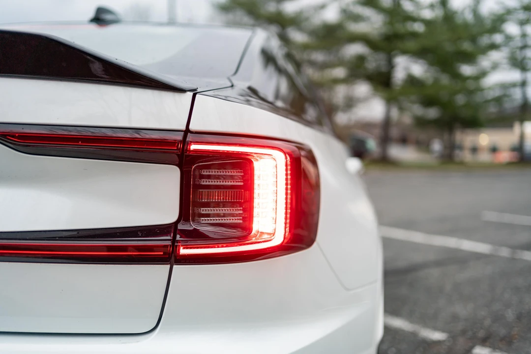 2022 Polestar 2 - Image 16 of 31