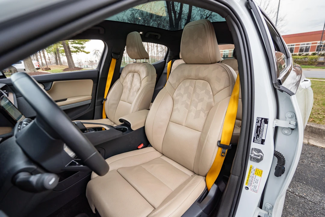 2022 Polestar 2 - Image 22 of 31