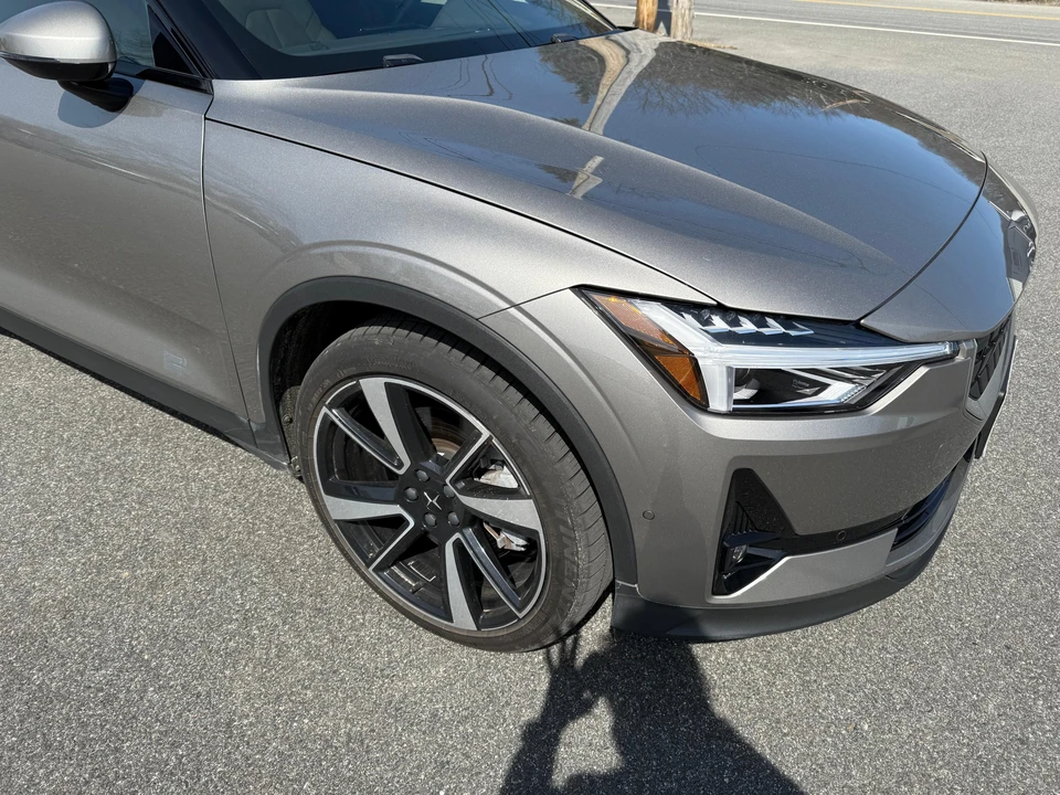 2022 Polestar 2 - Image 15 of 31