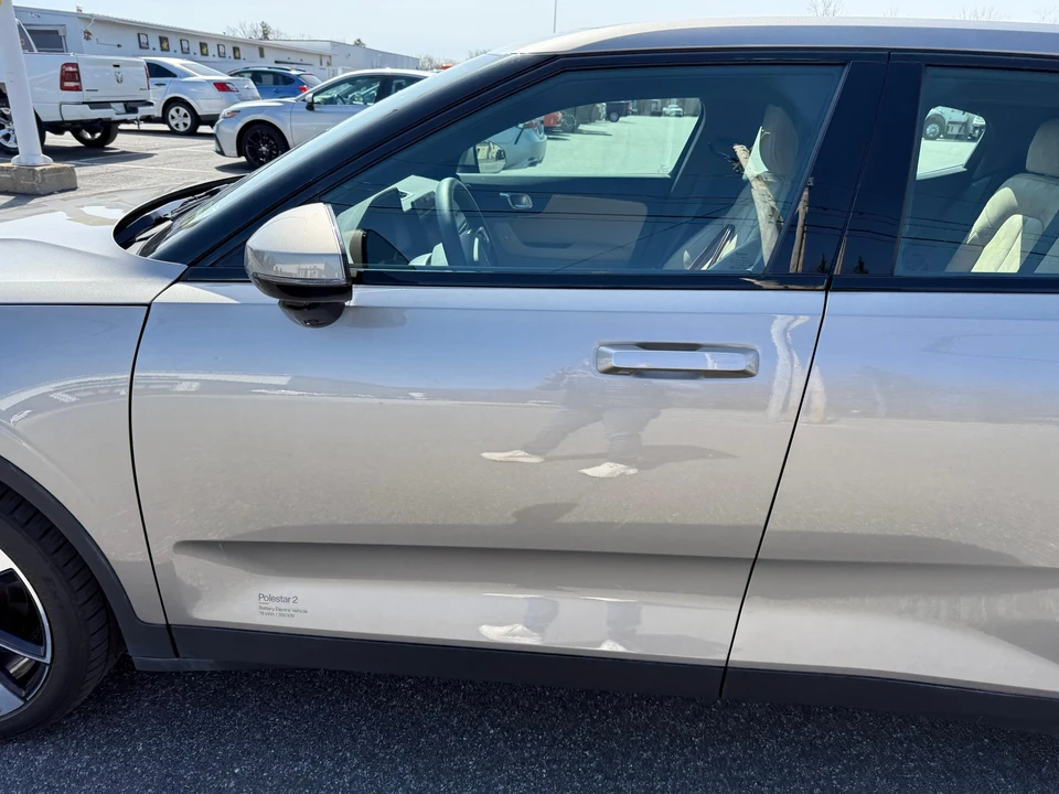 2022 Polestar 2 - Image 28 of 31
