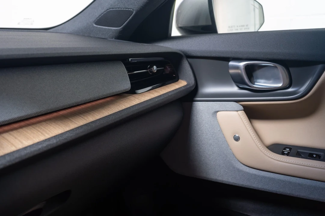 2022 Polestar 2 - Image 21 of 21