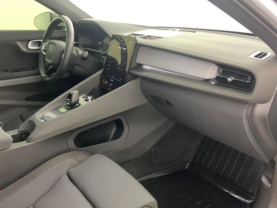 2022 Polestar 2 - Image 13 of 15