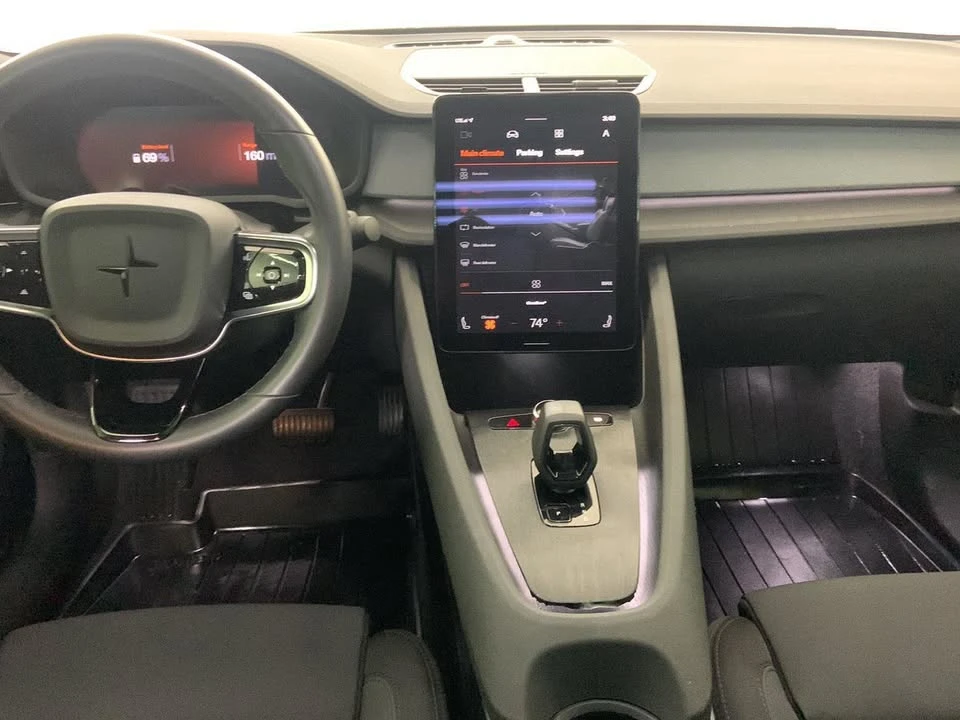 2022 Polestar 2 - Image 11 of 15