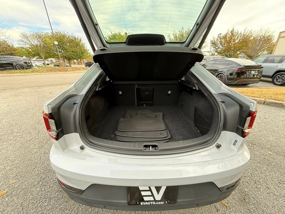 2022 Polestar 2 - Image 10 of 11