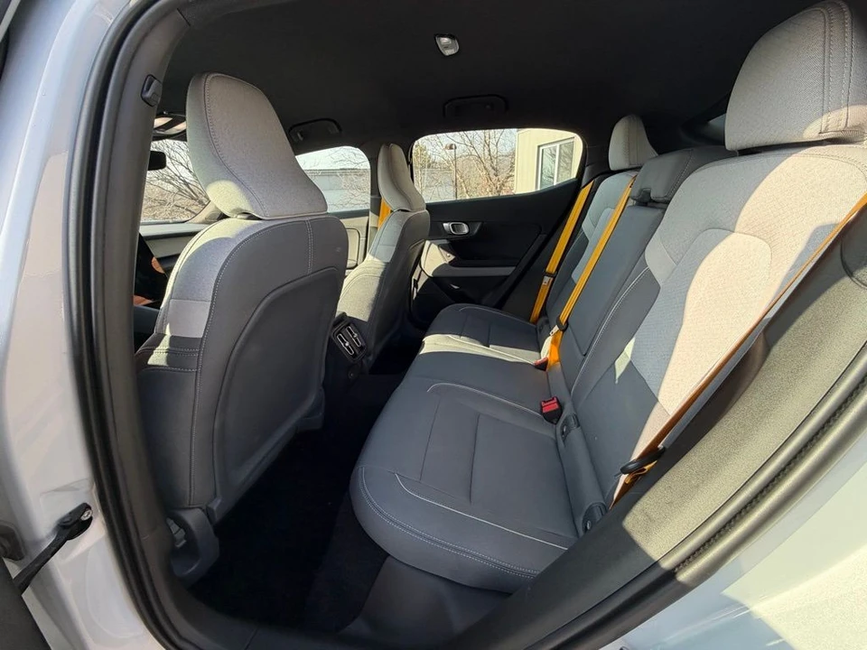 2022 Polestar 2 - Image 10 of 19
