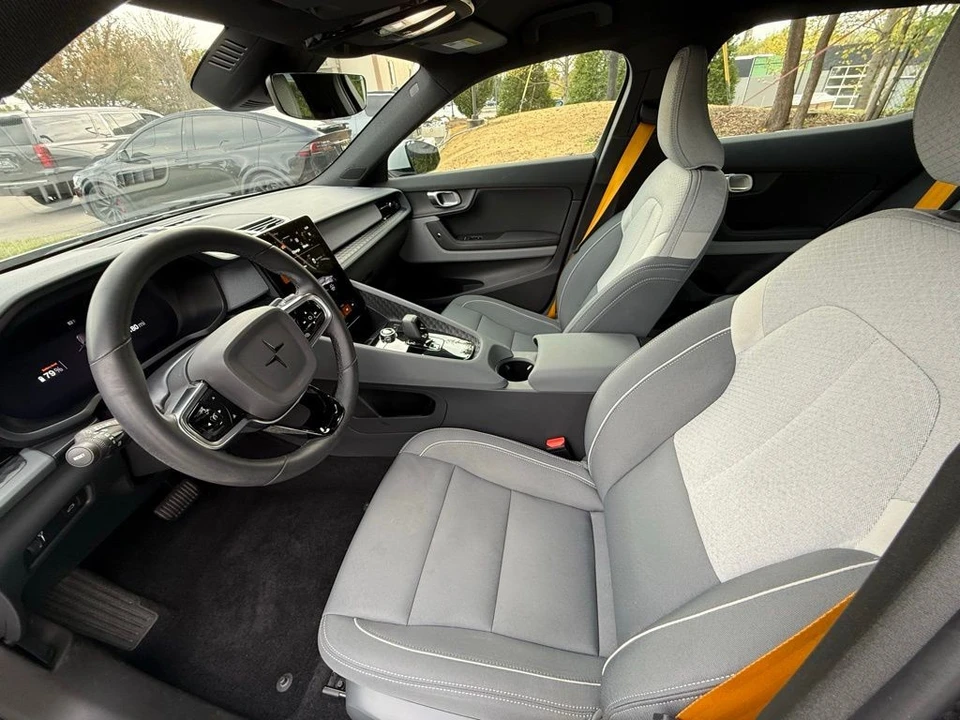 2022 Polestar 2 - Image 7 of 11