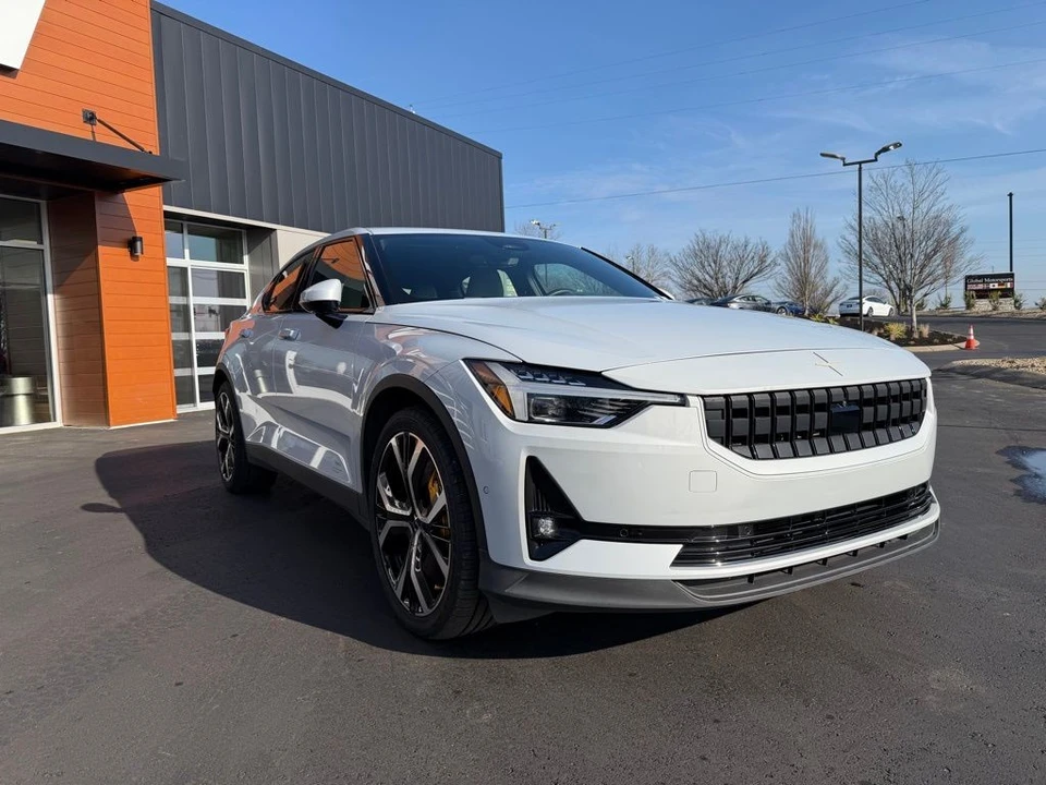 2022 Polestar 2 - Image 3 of 19
