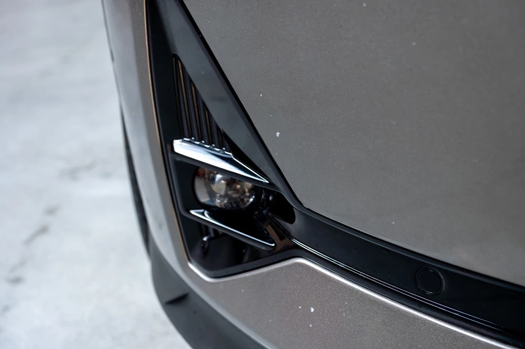 2022 Polestar 2 - Image 7 of 21