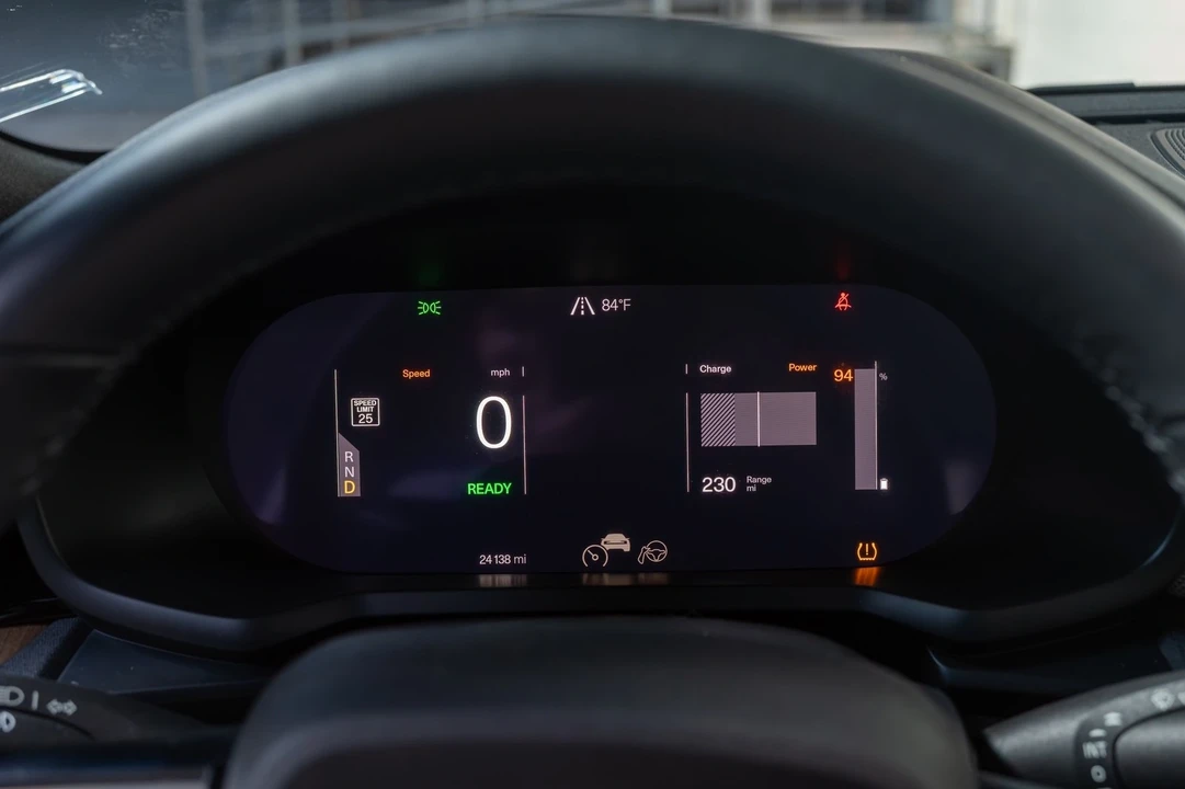2022 Polestar 2 - Image 6 of 21