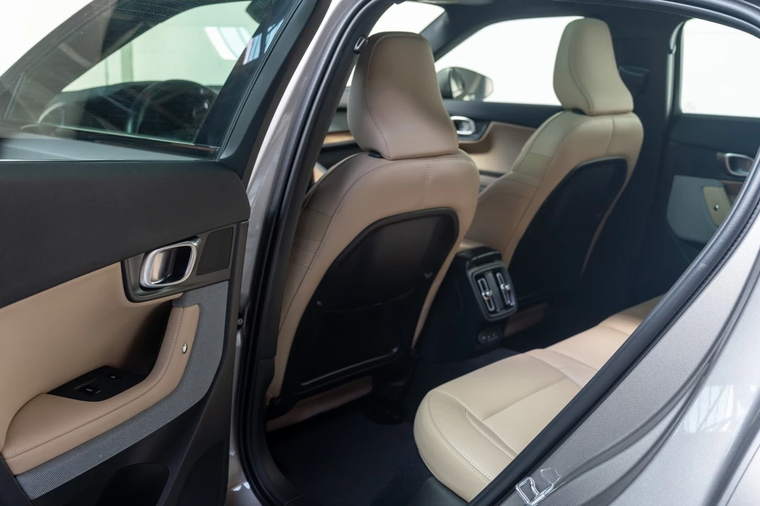 2022 Polestar 2 - Image 21 of 21