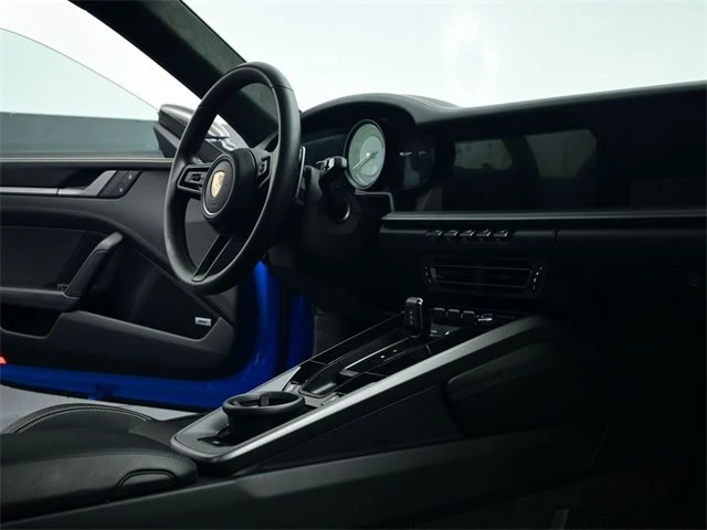 2022 Porsche 992 Carrera - Image 14 of 20