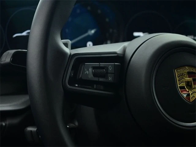 2022 Porsche 992 Carrera - Image 9 of 20