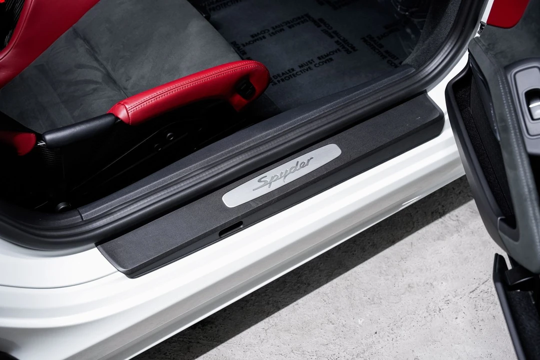 2022 Porsche - Image 22 of 31