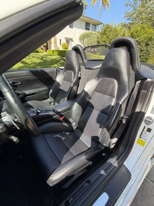 2022 Porsche 718 Boxster - Image 11 of 20