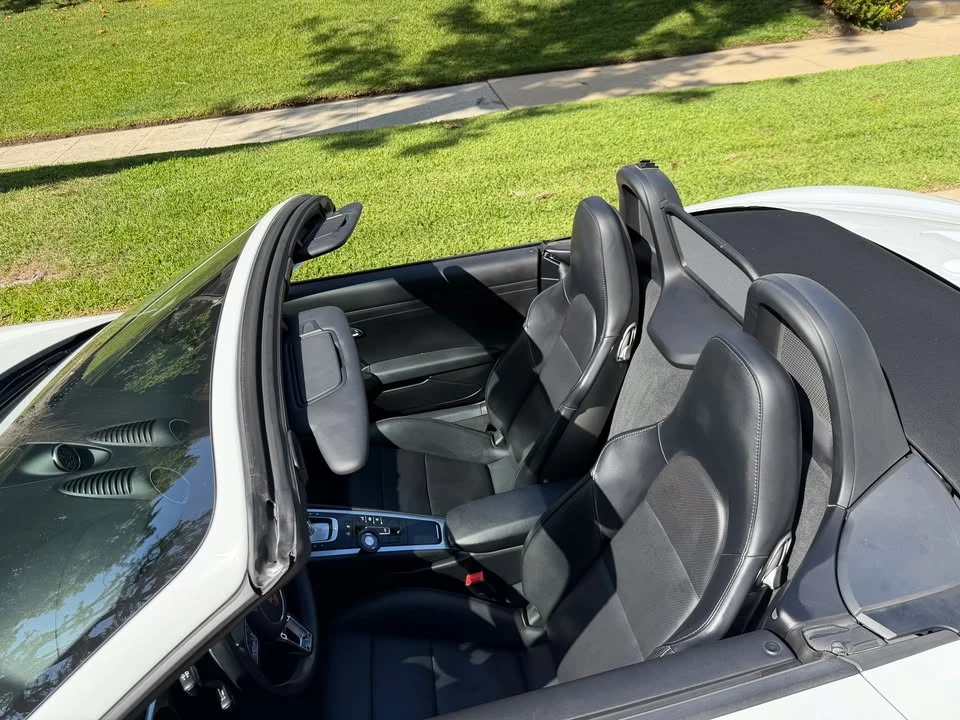 2022 Porsche 718 Boxster - Image 13 of 20