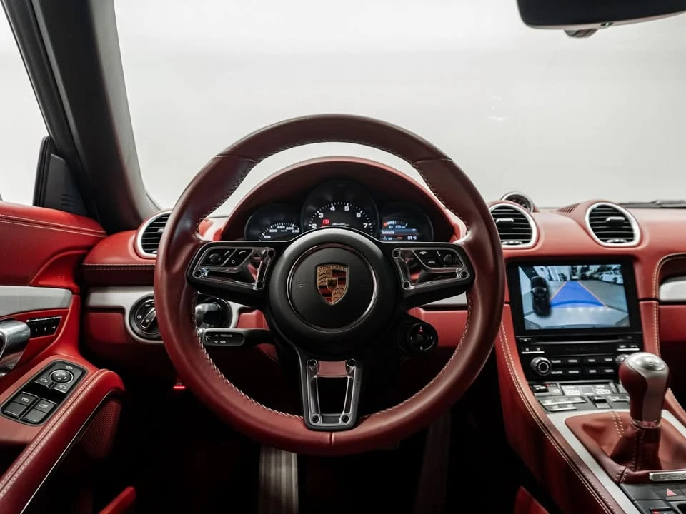 2022 Porsche Boxster - Image 14 of 19
