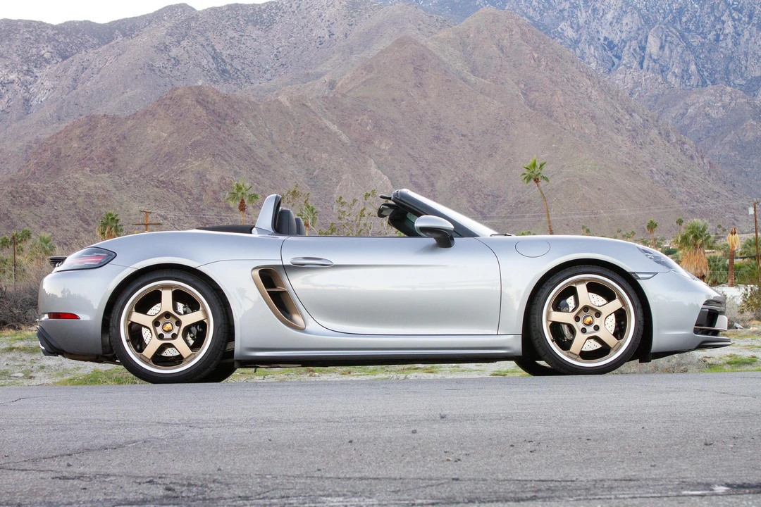 2022 Porsche 718 Boxster - Image 15 of 31
