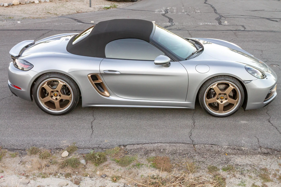 2022 Porsche 718 Boxster - Image 14 of 31