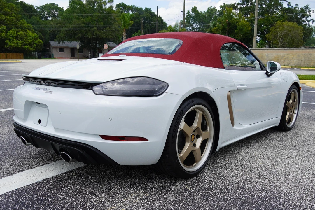 2022 Porsche 718 Boxster - Image 4 of 31