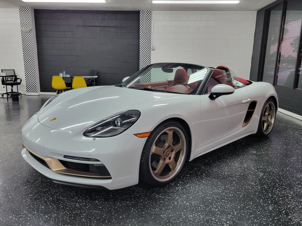 2022 Porsche 718 Boxster - Image 8 of 31