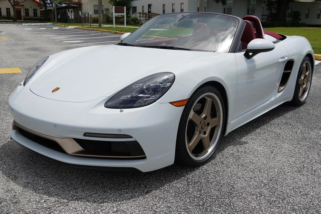 2022 Porsche 718 Boxster - Image 7 of 31