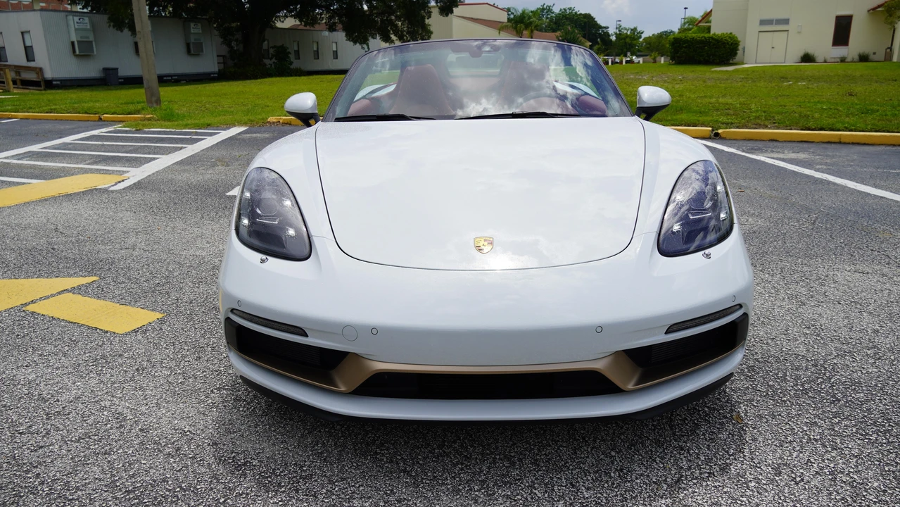 2022 Porsche 718 Boxster - Image 6 of 31
