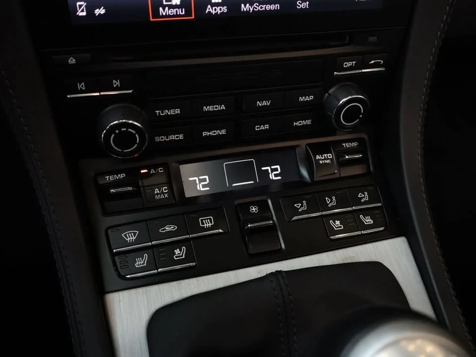 2022 Porsche Boxster - Image 18 of 20