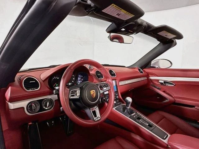 2022 Porsche Boxster - Image 11 of 20