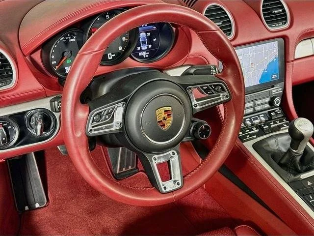 2022 Porsche Boxster - Image 12 of 20
