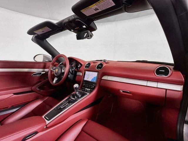 2022 Porsche Boxster - Image 17 of 20