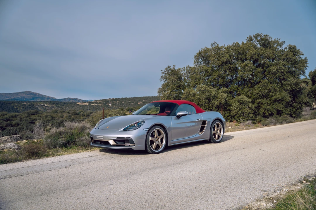 2022 Porsche 718 Boxster - Image 10 of 31