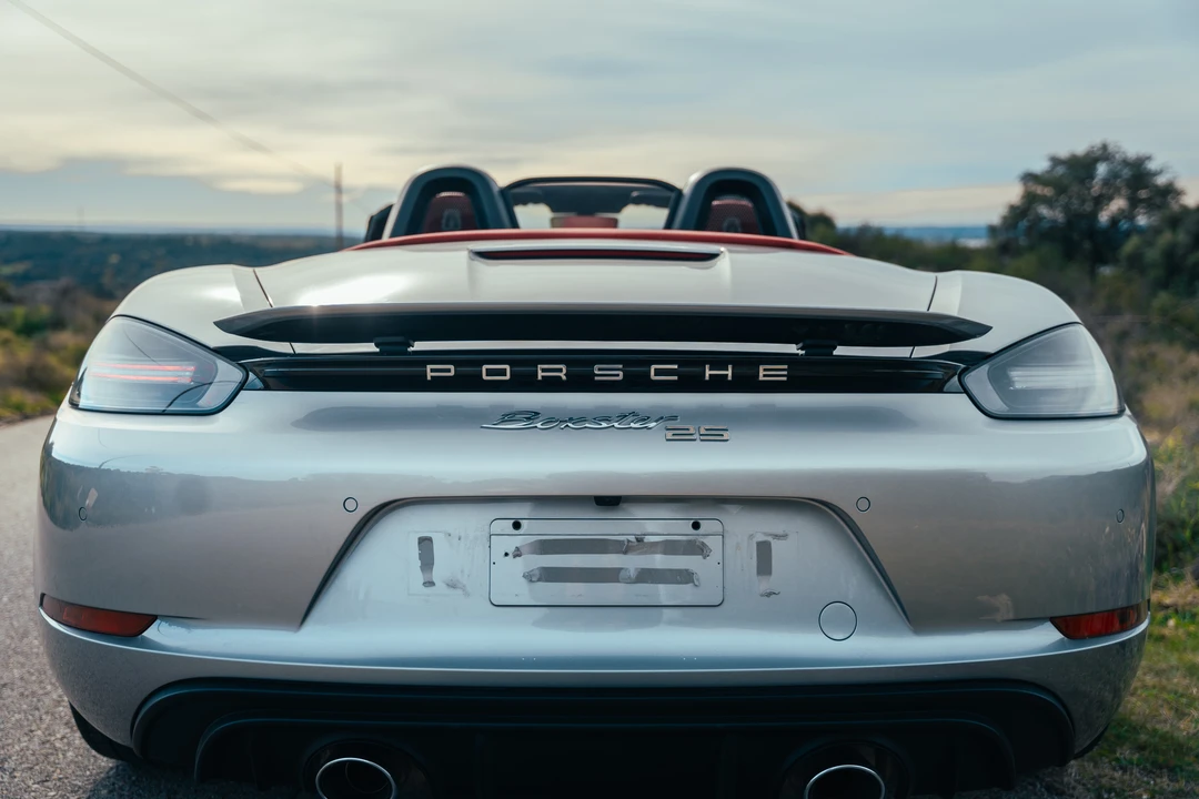 2022 Porsche 718 Boxster - Image 23 of 31