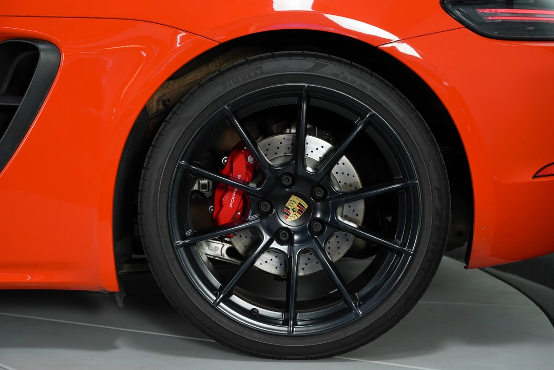2022 Porsche 718 Boxster GTS 4.0 - Image 19 of 31