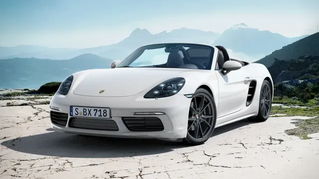 2022 Porsche 718 Boxster - Image 2 of 8