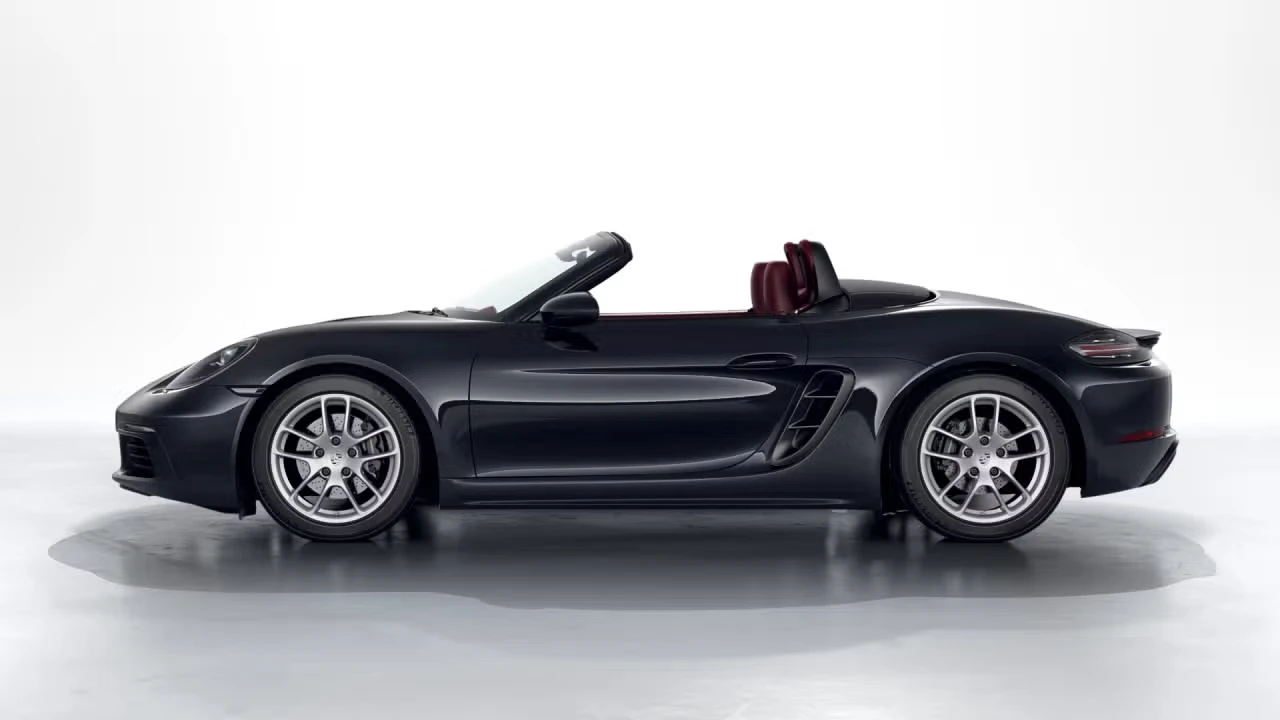 2022 Porsche 718 Boxster - Image 13 of 31