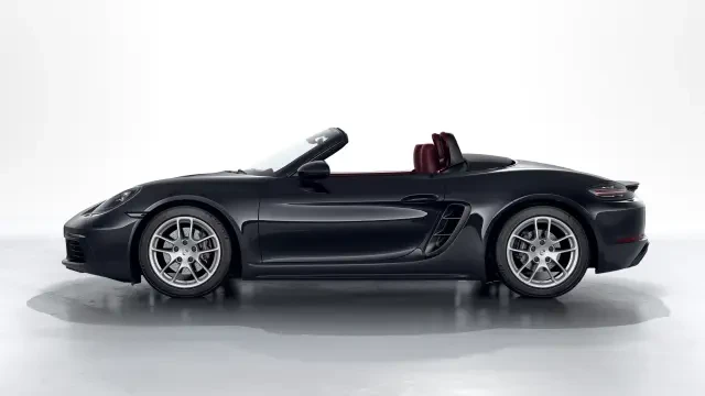 2022 Porsche 718 Boxster - Image 15 of 31