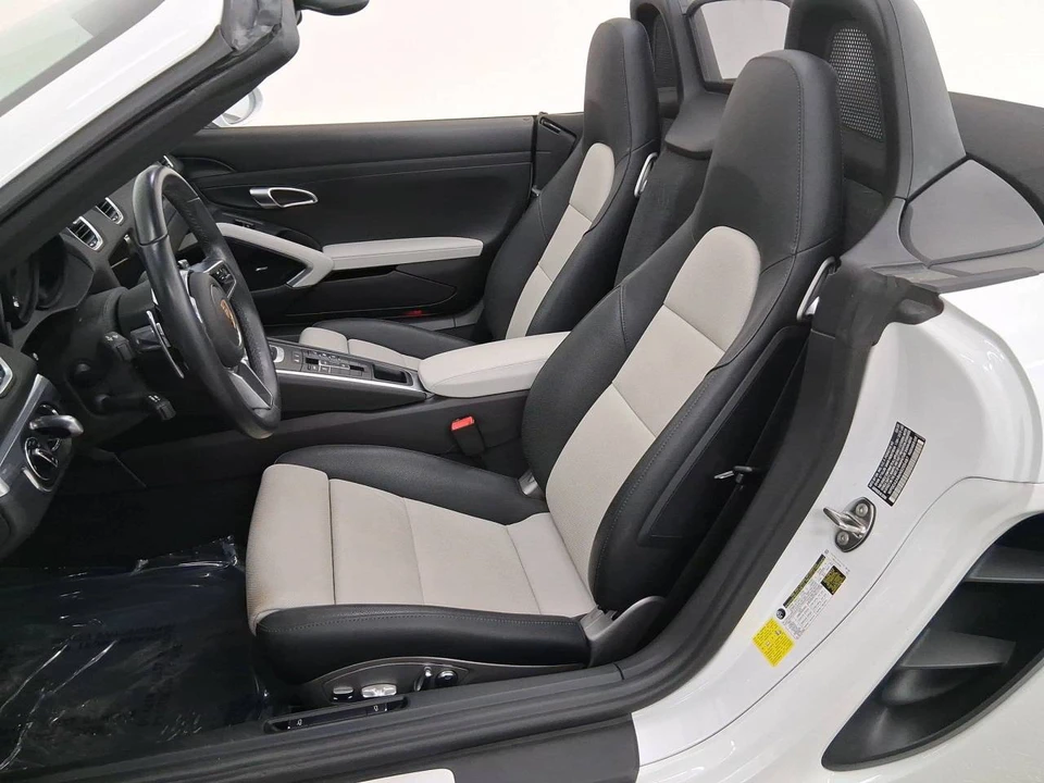2022 Porsche 718 Boxster - Image 5 of 5