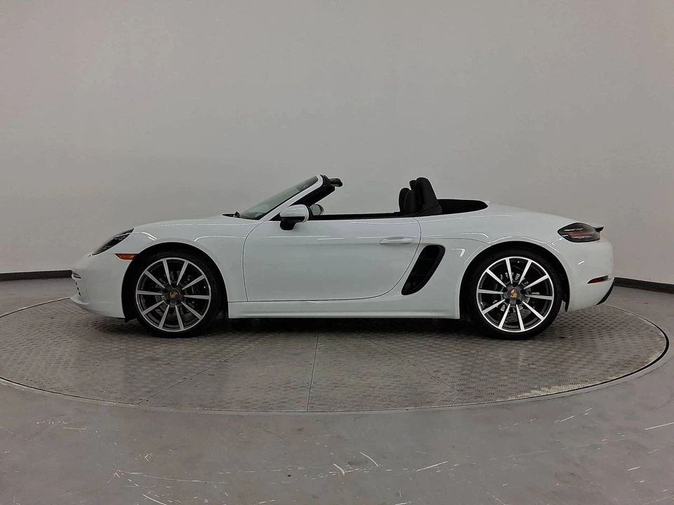 2022 Porsche 718 Boxster - Image 2 of 5