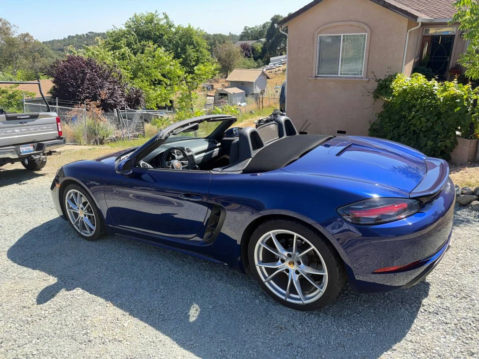 2022 Porsche 718 Boxster - Image 2 of 20