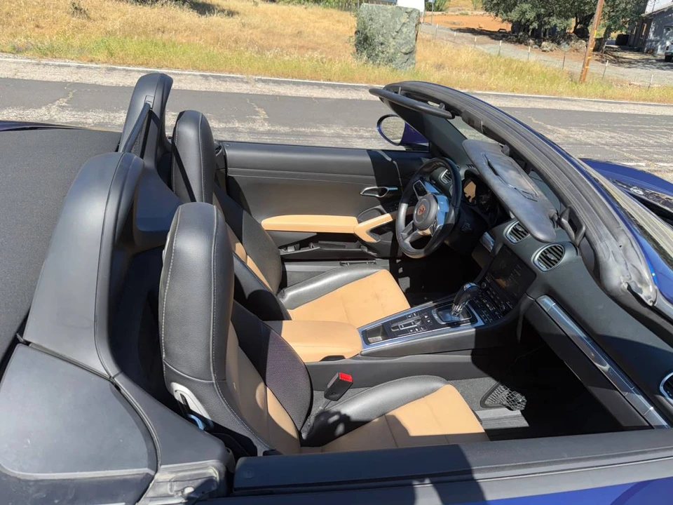 2022 Porsche 718 Boxster - Image 6 of 20