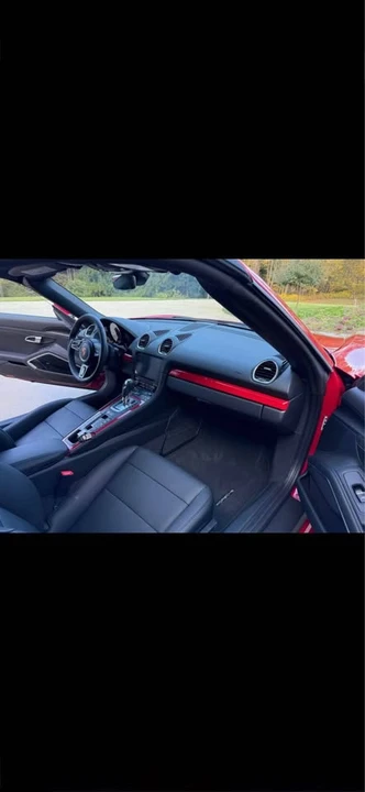 2022 Porsche 718 Boxster - Image 11 of 16