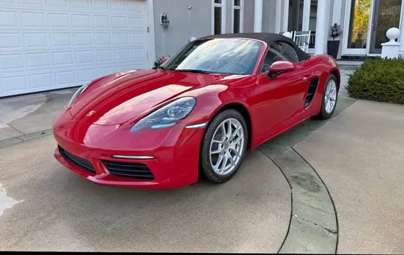 2022 Porsche 718 Boxster Roadster 2D