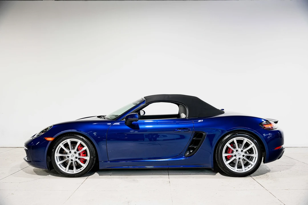 2022 Porsche 718 Boxster S - Image 7 of 21