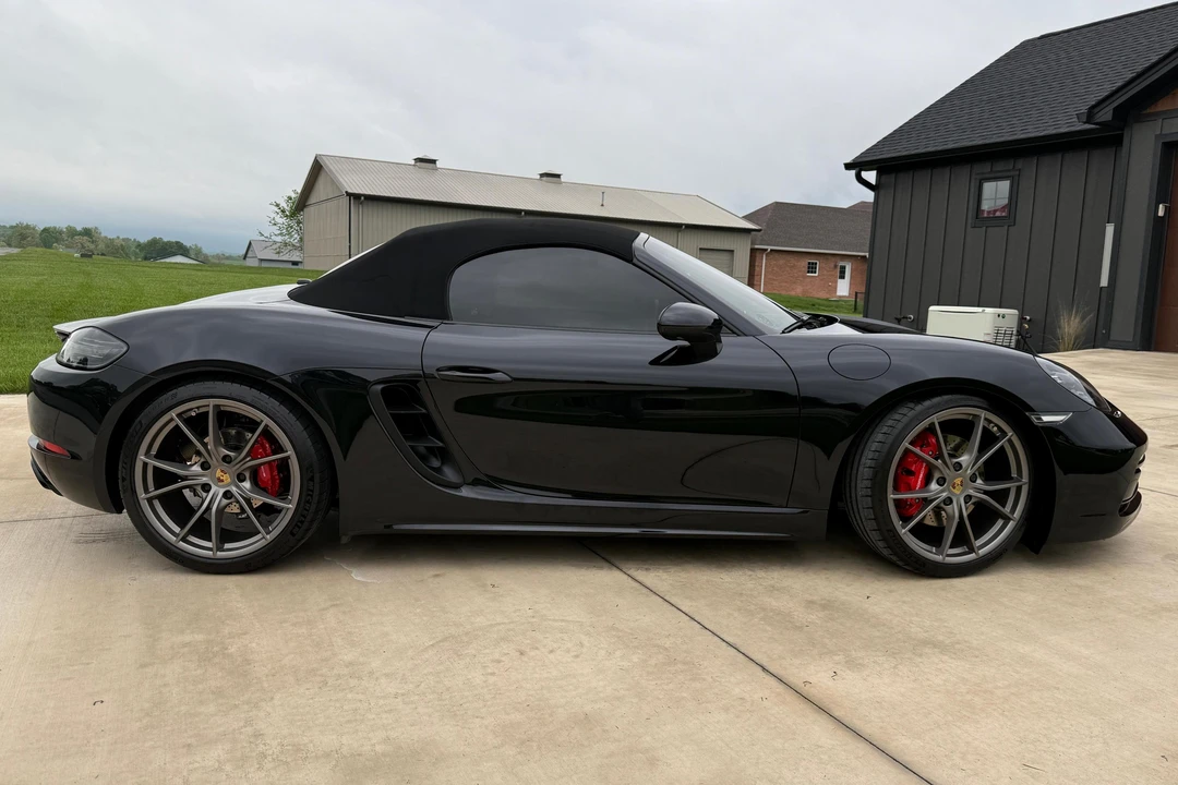 2022 Porsche 718 Boxster S - Image 3 of 31