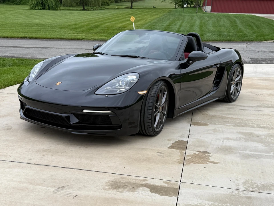 2022 Porsche 718 Boxster S - Image 9 of 31