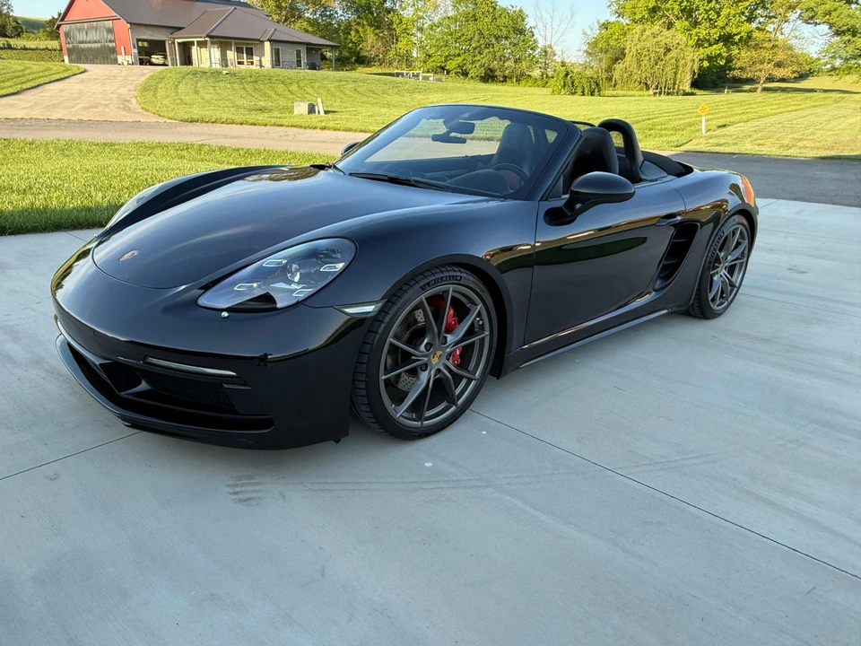 2022 Porsche 718 Boxster S - Image 11 of 31