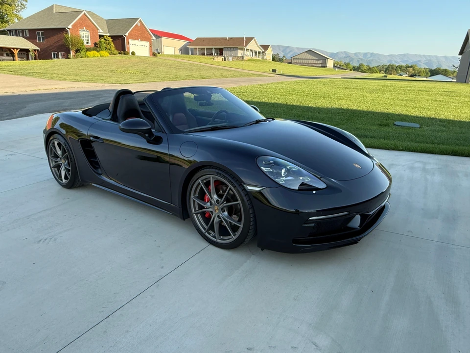 2022 Porsche 718 Boxster S - Image 22 of 31