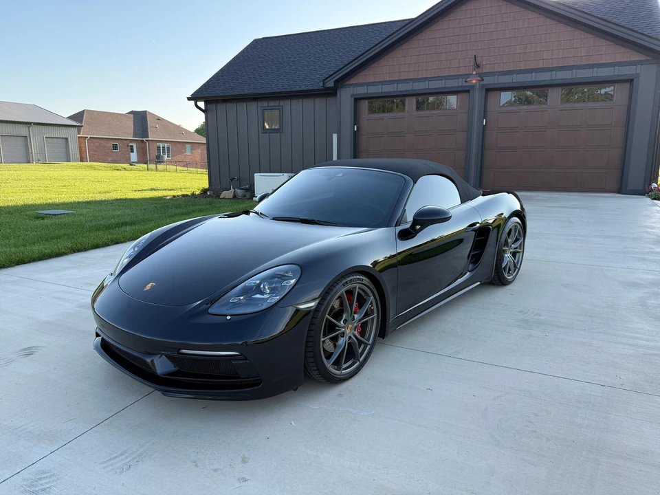 2022 Porsche 718 Boxster S - Image 27 of 31